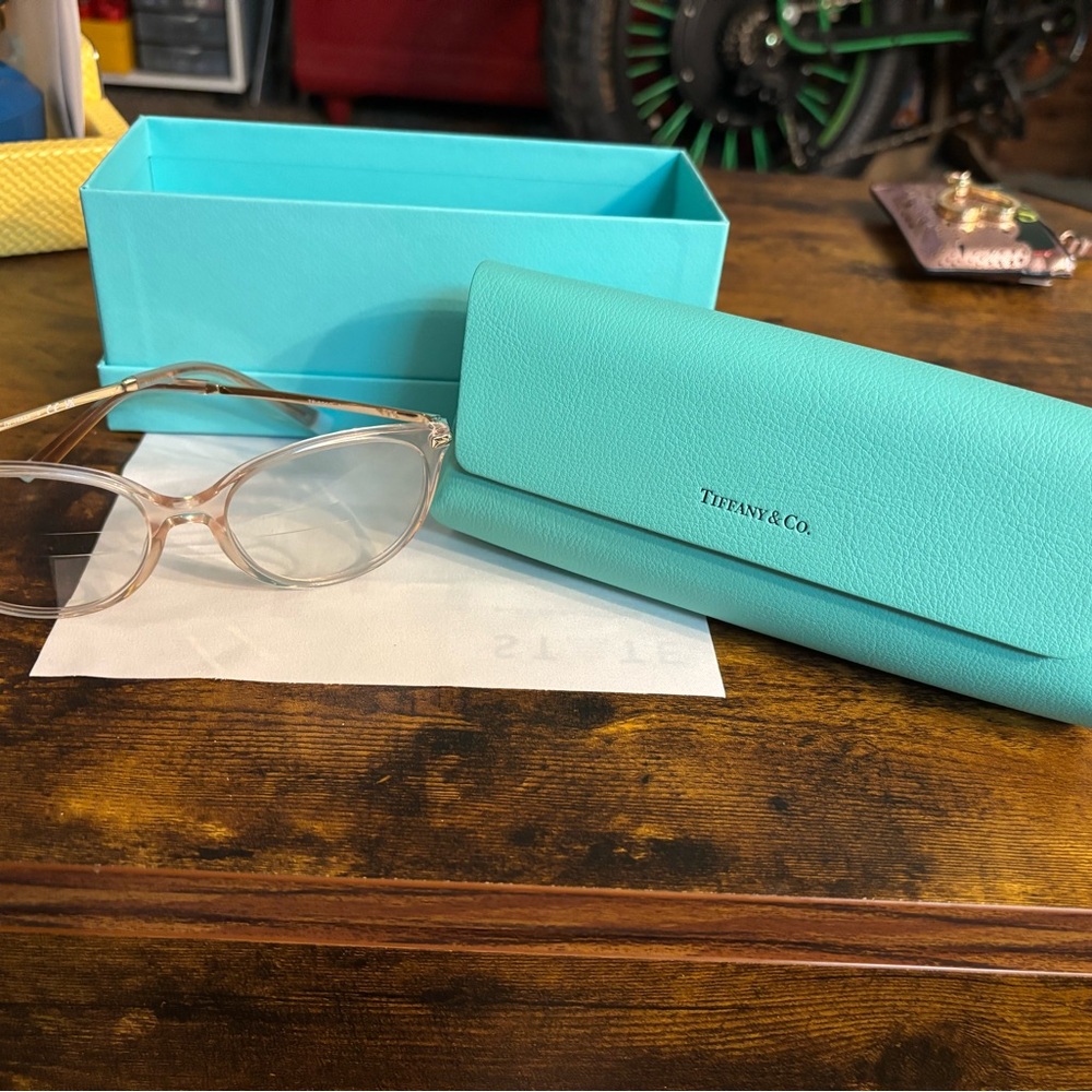 Tiffany & Co. Turquoise Eyewear Case with Glasses